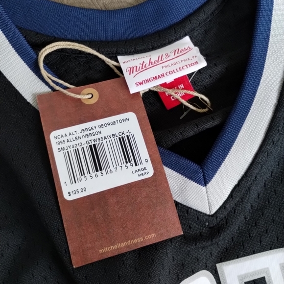 Large Mens Mitchell & Ness Allen Iverson Georgetown Hoyas 1995-96 Jersey - Picture 5 of 8